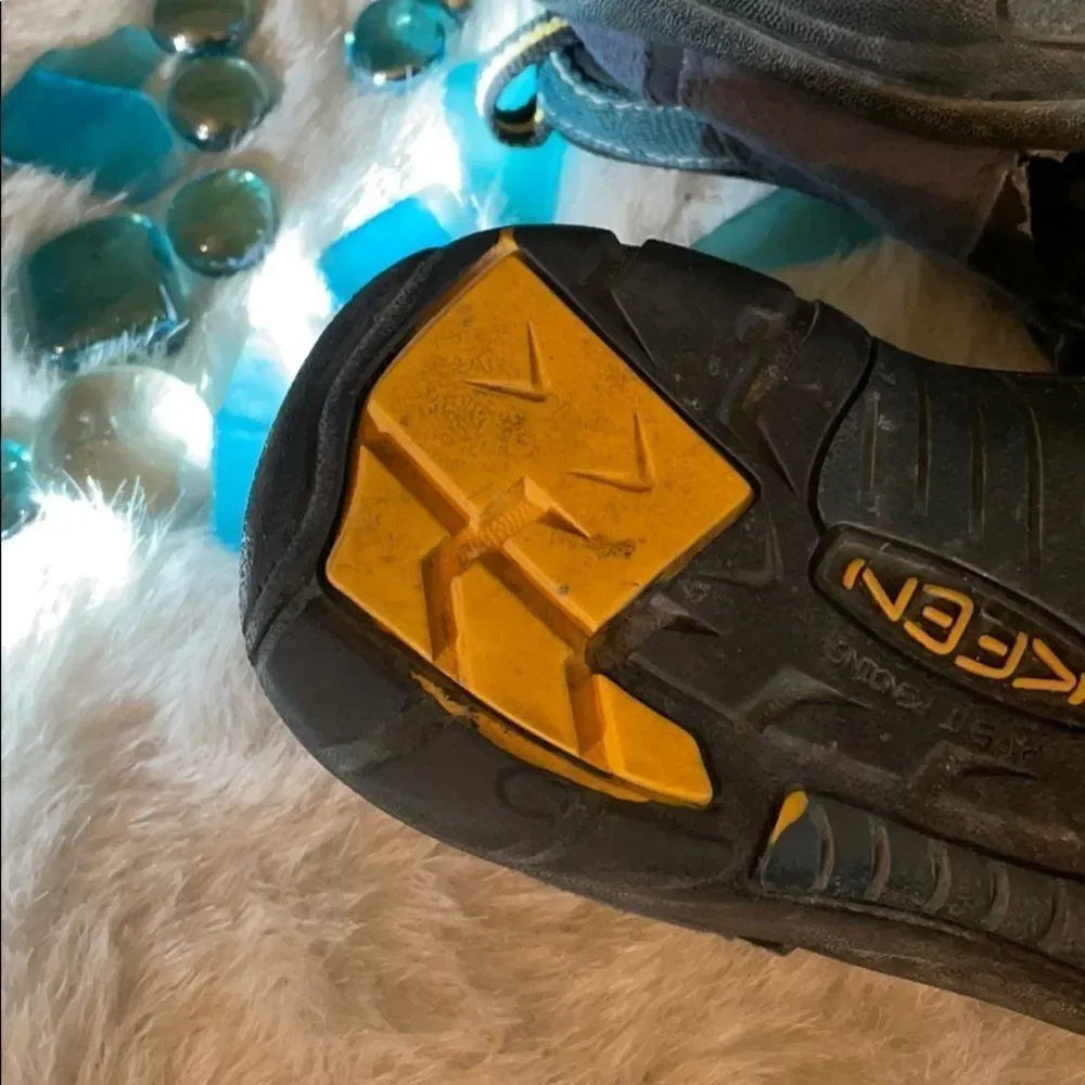 Keen sandals 4 (3661)